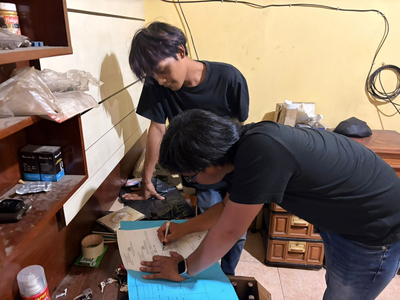 Sat Res Narkoba Polres Cirebon Kota Gelar Ops Miras di Suranenggala