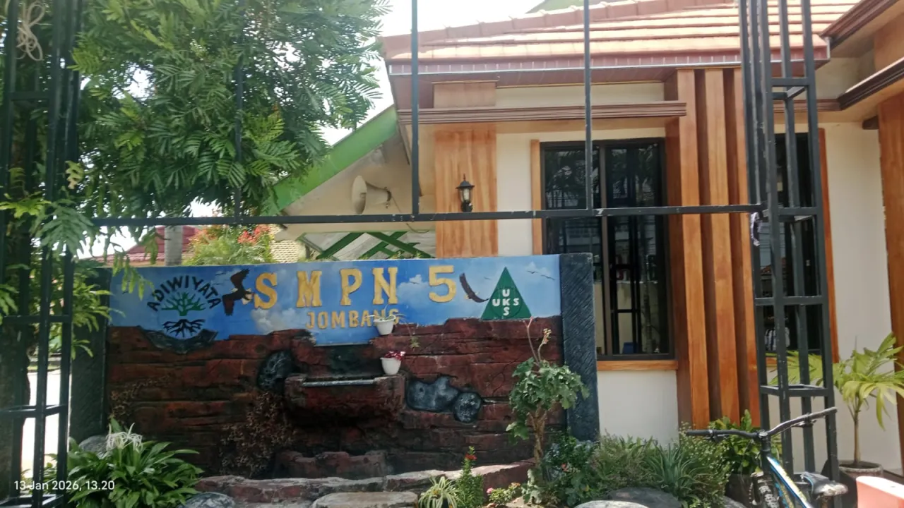 HUT SMPN 5 Jombang Diduga Langgar Aturan, Iuran Wajib Rp64 Juta Dibebankan ke Siswa