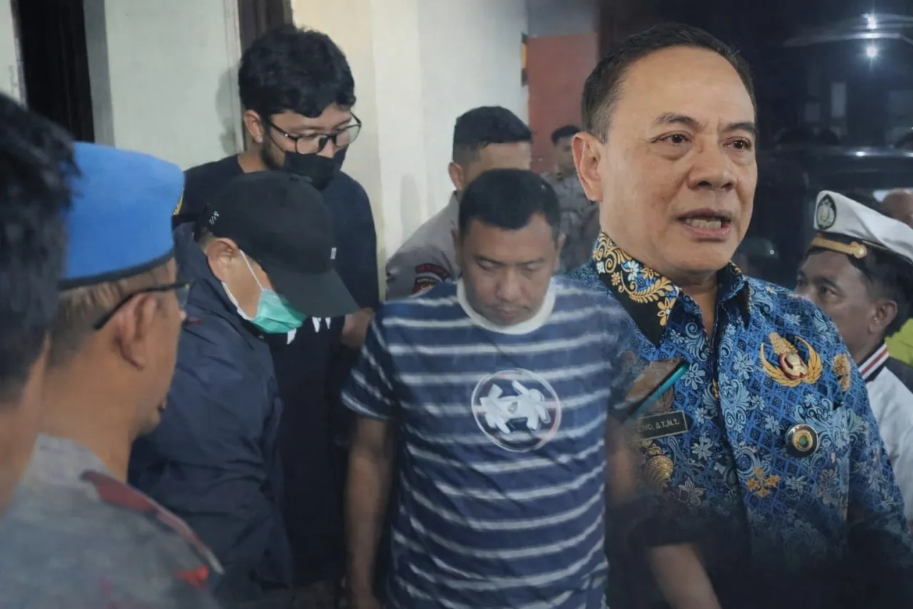 Bupati Pati Sudewo Dibawa ke Semarang Usai 24 Jam Diperiksa KPK di Polres Kudus