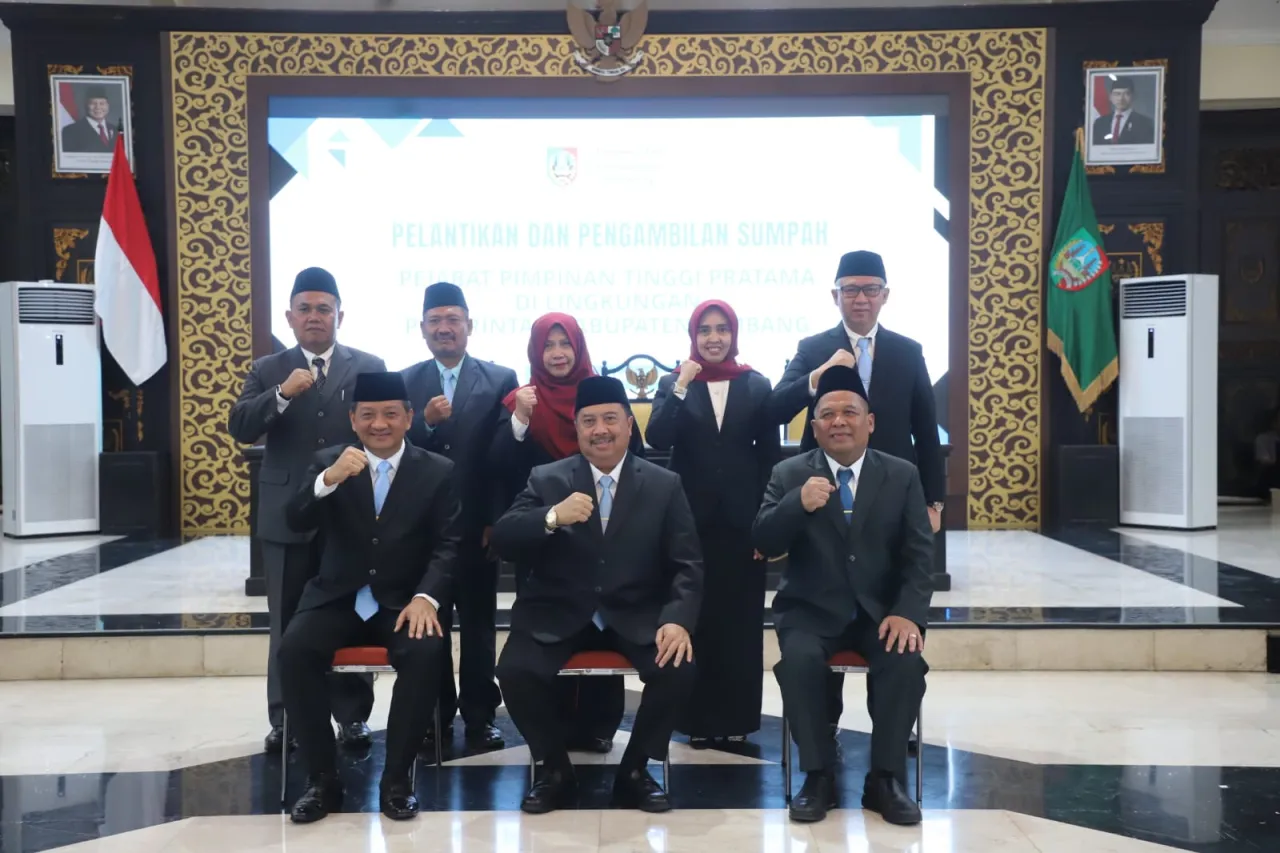 Bupati Jombang Lantik 5 Pimpinan Tinggi Pratama Hasil Seleksi Terbuka