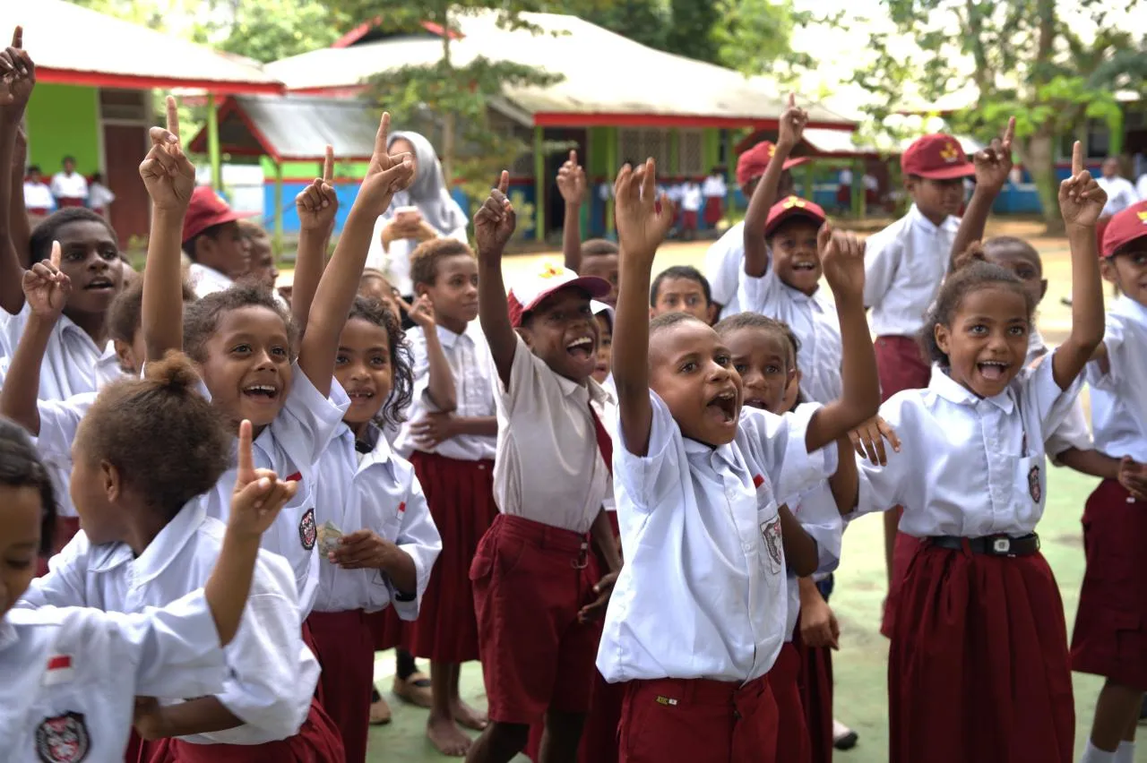 Sambut Hari Suci Nyepi, Danantara Indonesia dan PLN Salurkan 5.000 Paket Perlengkapan Sekolah ke Tiga Provinsi 