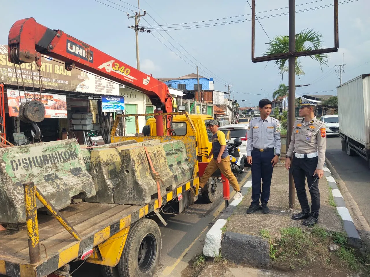 Puluhan U-Turn Ditutup Jelang Arus Lebaran, Polisi Siapkan Rekayasa Lalu Lintas di Cirebon
