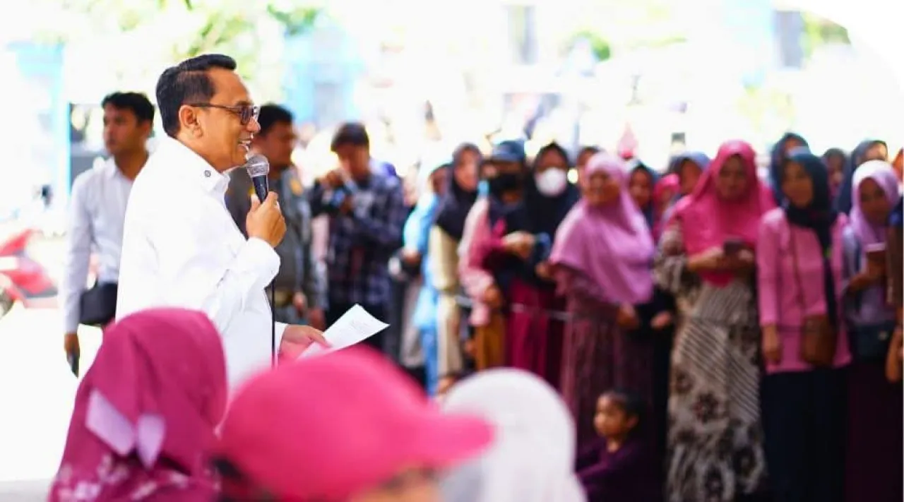 Pemkab Pati Gelar Pasar Murah di Cluwak, Warga Antusias Belanja Bahan Pokok