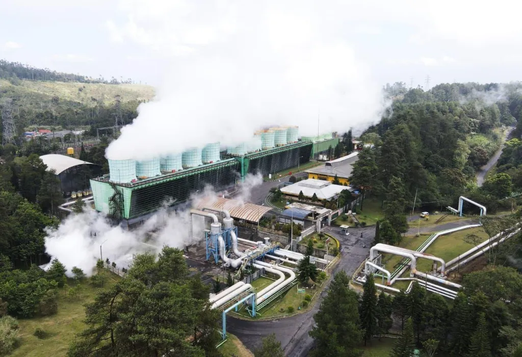 Transformasi Berkelanjutan Nyata, PLN Group Dorong Gaya Hidup Listrik Lewat 46 PROPER Emas dan Hijau 2025 KLH