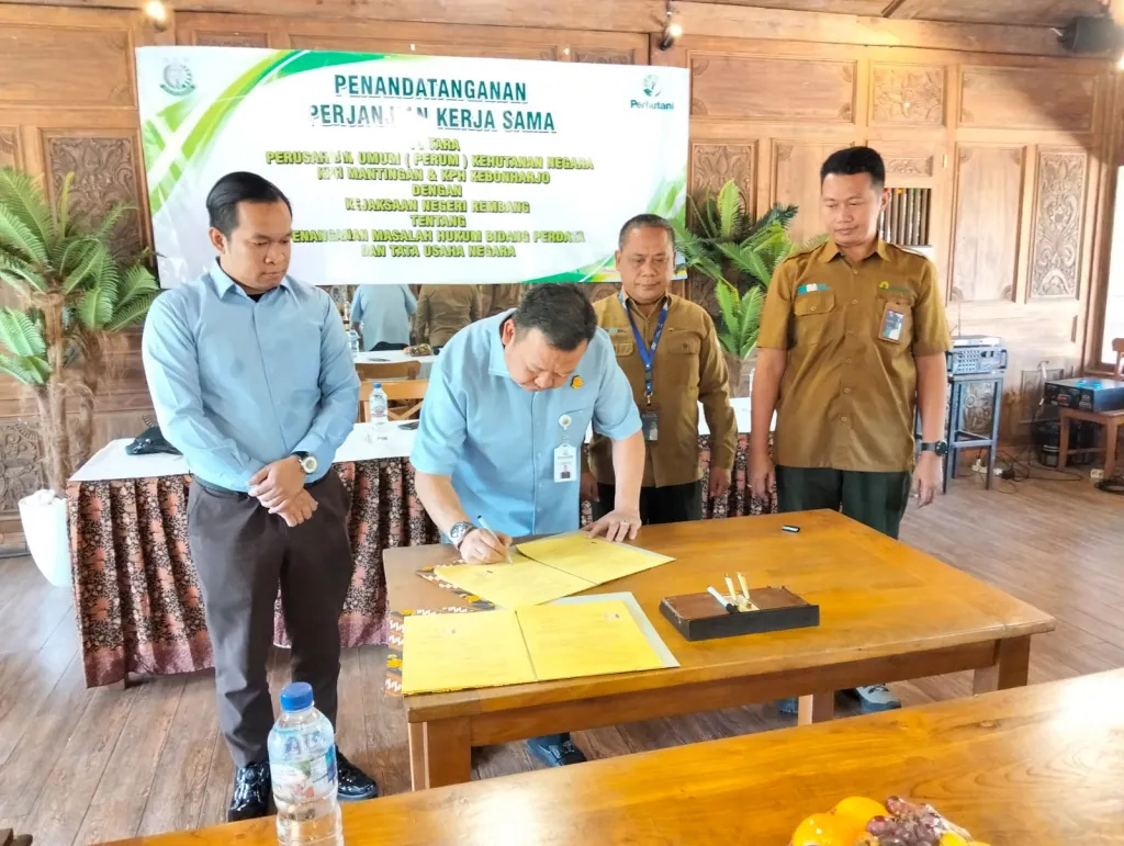 Perhutani KPH Mantingan dan Kebonharjo Perpanjang Kerjasama Bidang Perdata dan Tata Usaha Negara