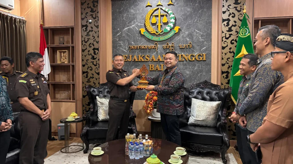 Semangat Hari Lahir Pancasila, PLN UIP JBTB dan Kejati Bali Perkuat Sinergi untuk Mendukung Pembangunan Nasional