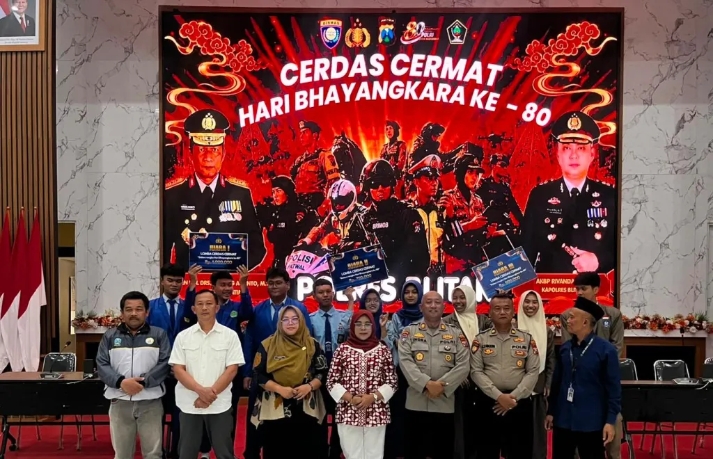 Peduli Pendidikan, Polres Blitar Gelar Lomba Cerdas Cermat Pelajar Sambut Bhayangkara ke-80