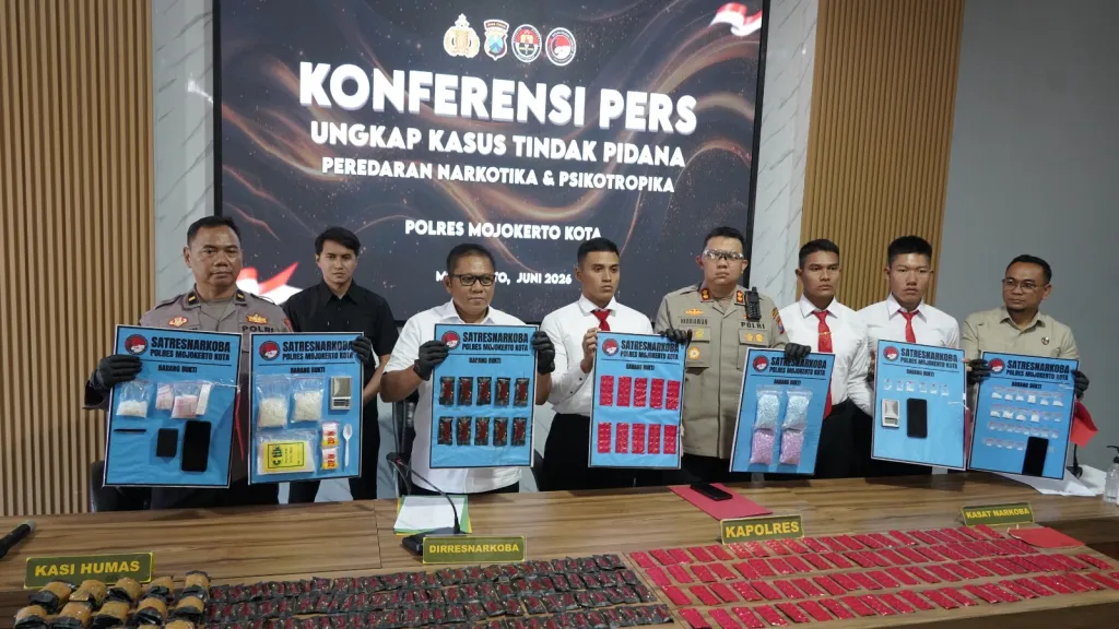 Polres Mojokerto Kota Berhasil Ungkap Kasus Narkotika, Amankan 330 Cartridge Vape Mengandung Etomidate