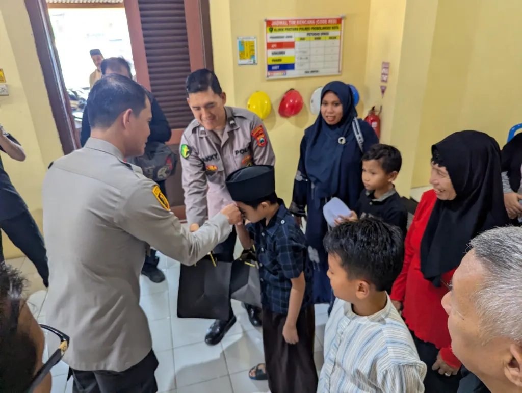 Sambut Hari Bhayangkara ke-80, Polres Probolinggo Kota Gelar Khitan Gratis sebagai Wujud Pengabdian kepada Masyarakat