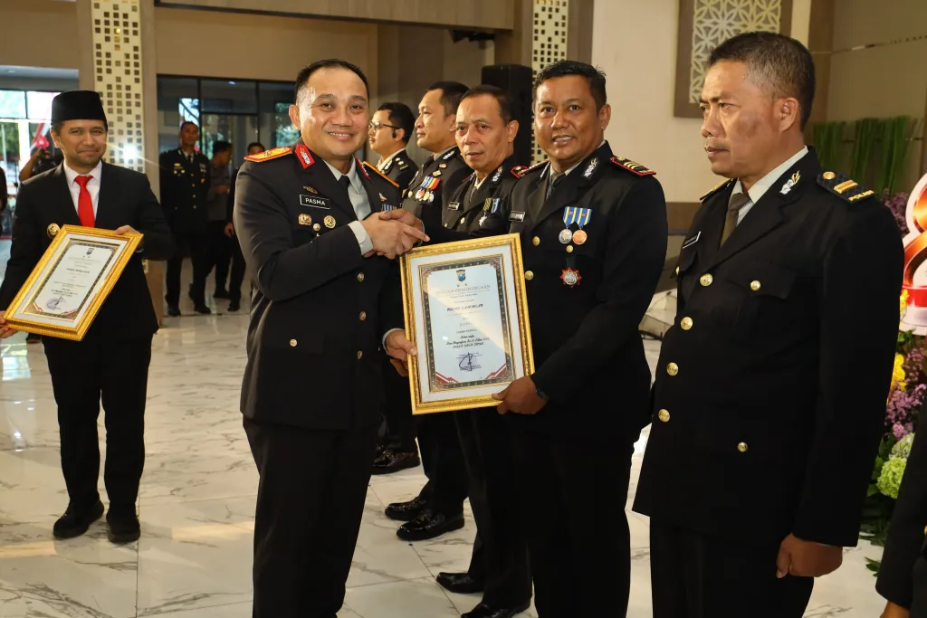 Polres Lamongan Raih Juara I Lomba Patroli Tingkat Polda Jatim dalam Peringatan Hari Bhayangkara ke-80
