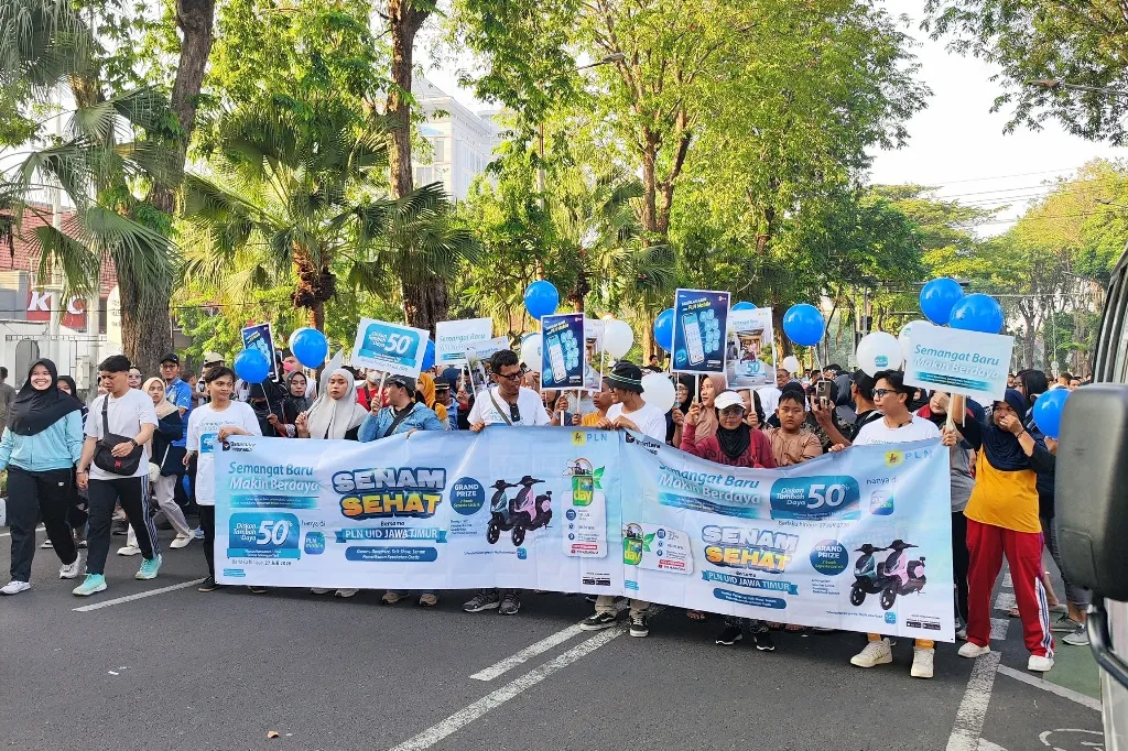 Meriahkan CFD Taman Bungkul, ICONNET Jatim & PLN UID Jatim Hadirkan Gratis Instalasi dan Tawarkan Diskon Tambah Daya 50%