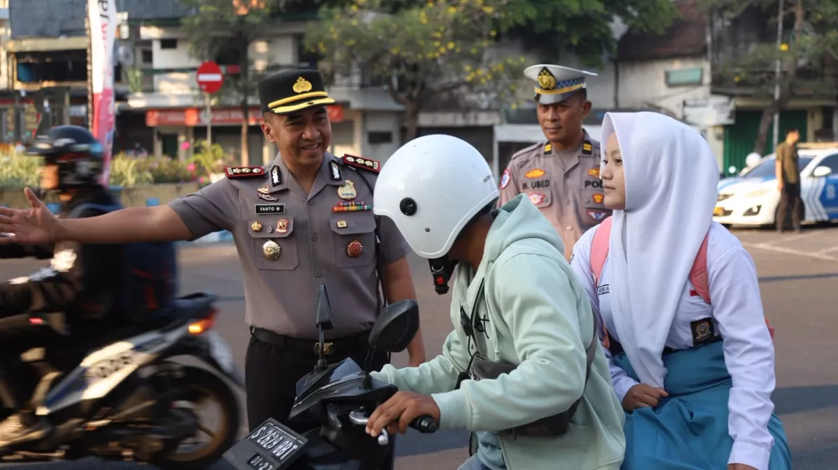 Kapolres Jombang Turun Langsung Pantau Kring Pagi, Kedepankan Pelayanan Humanis kepada Masyarakat