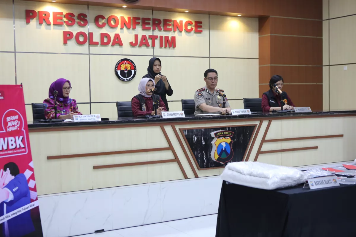 Polda Jatim Bongkar Dugaan TPPO di Surabaya dan Sidoarjo Berkedok Prostitusi Daring, Dua Tersangka Ditangkap