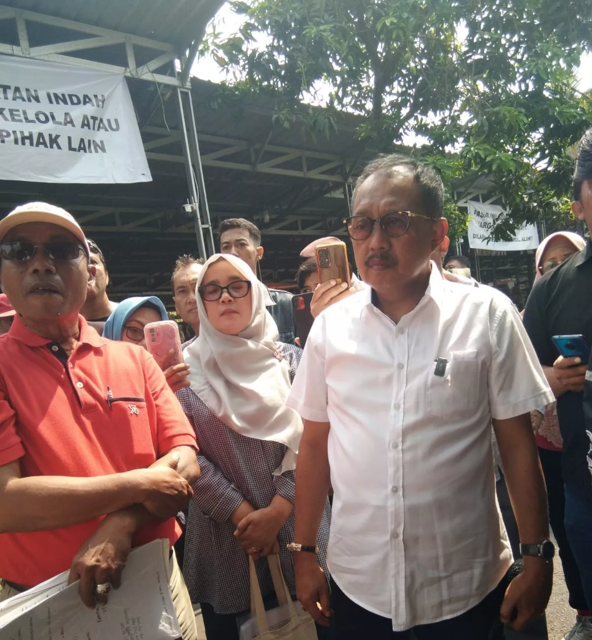 Polemik Lahan Pasar Babatan Indah Belum Tuntas, Warga RW 4 Desak Kejelasan Legalitas