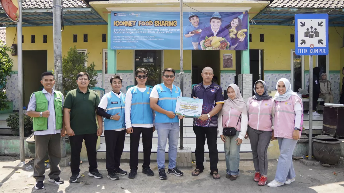 PLN Icon Plus Jatim Perluas Akses Pemeriksaan Kesehatan GratisWarga Limbe Sidoarjo melalui Iconnectivity for Humanity
