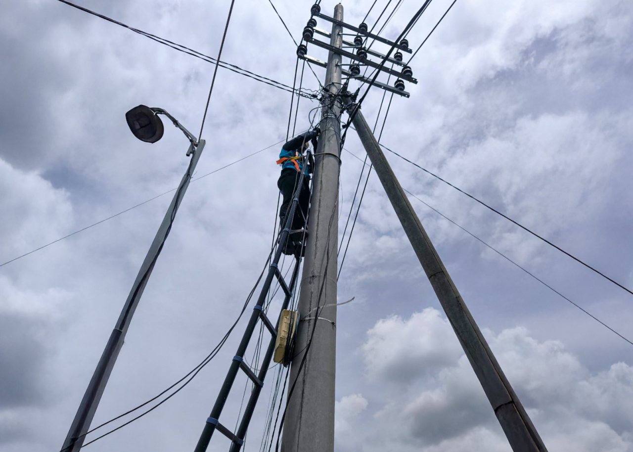 Komitmen Layani Sepenuh Hati, PLN Icon Plus Lakukan Penataan Aset Telekomunikasi