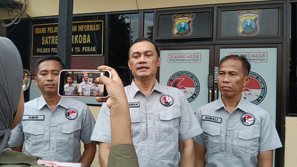 Kasatresnarkoba Polres Pelabuhan Tanjung Perak AKP Adik Agus Putrawan