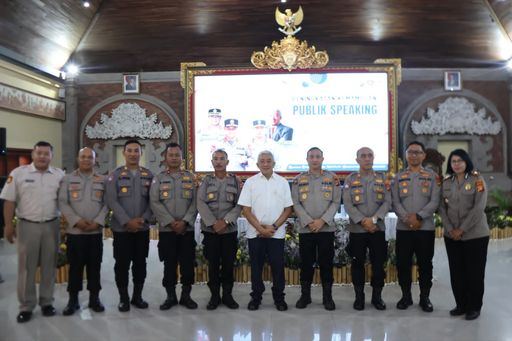 Polda Bali Tingkatkan Kemampuan Public Speaking, Perkuat Kepercayaan Publik Melalui Komunikasi Profesional