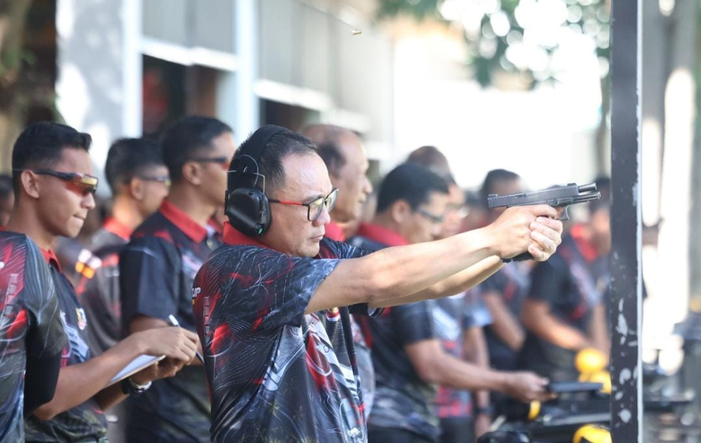 Gelar Lomba Menembak Kapolda Jatim Cup 2026, Irjen Pol Nanang Avianto Tekankan Profesionalisme Penggunaan Senjata Api