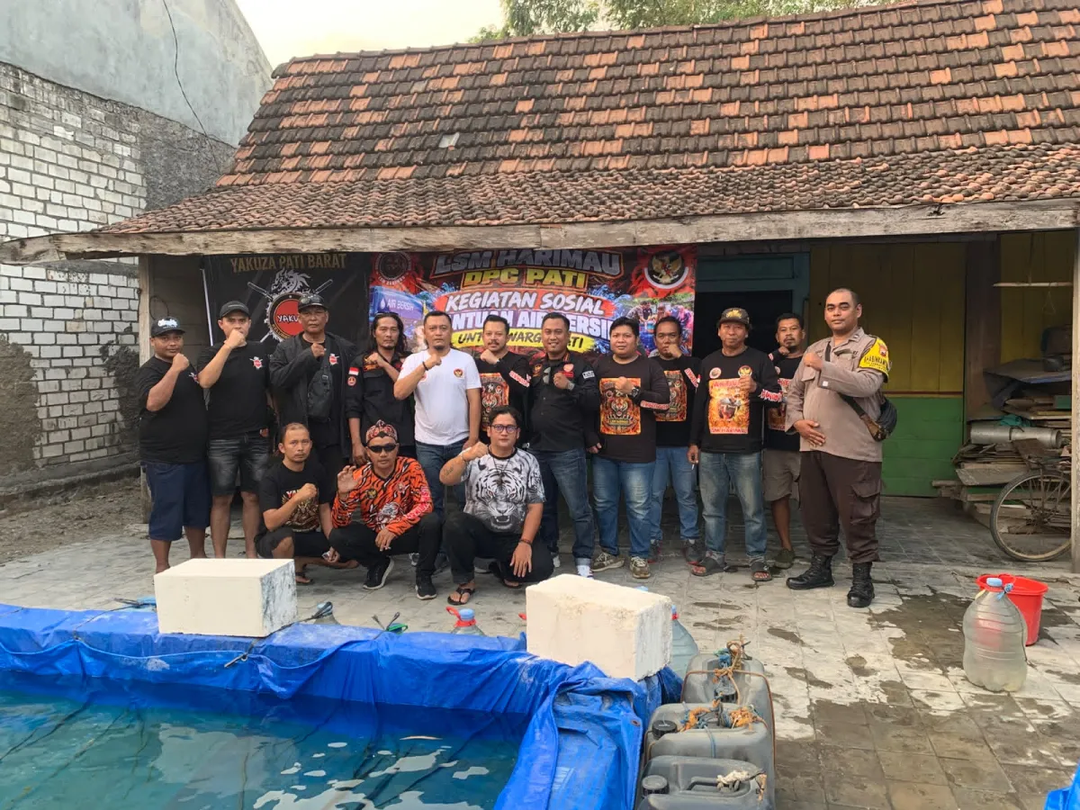 Sumur Mengering, Kepedulian Mengalir: LSM Harimau dan Ormas Yakuza Pati Salurkan 11 Tangki Air dan 50 Karung Beras