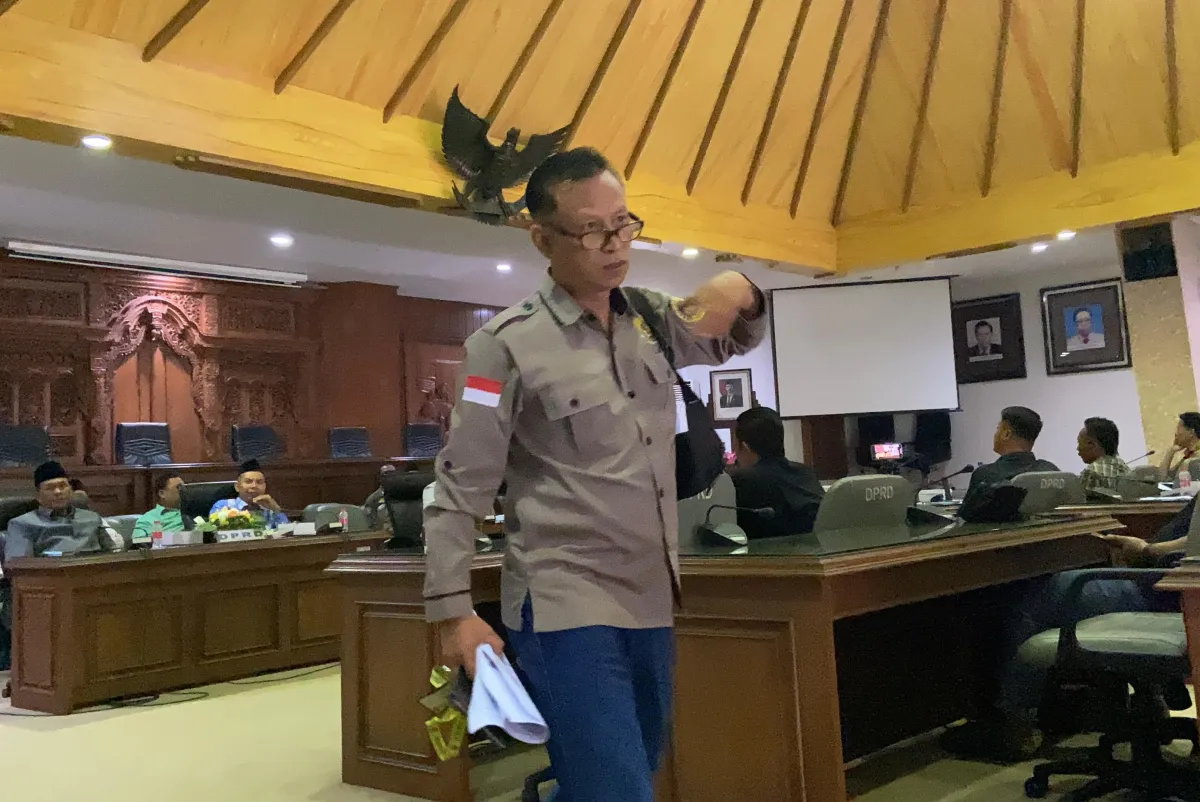 Buntut Aksi Walk Out Isa Ansori di DPRD Rembang, Koordinator Nyatakan FORRBES Bubar